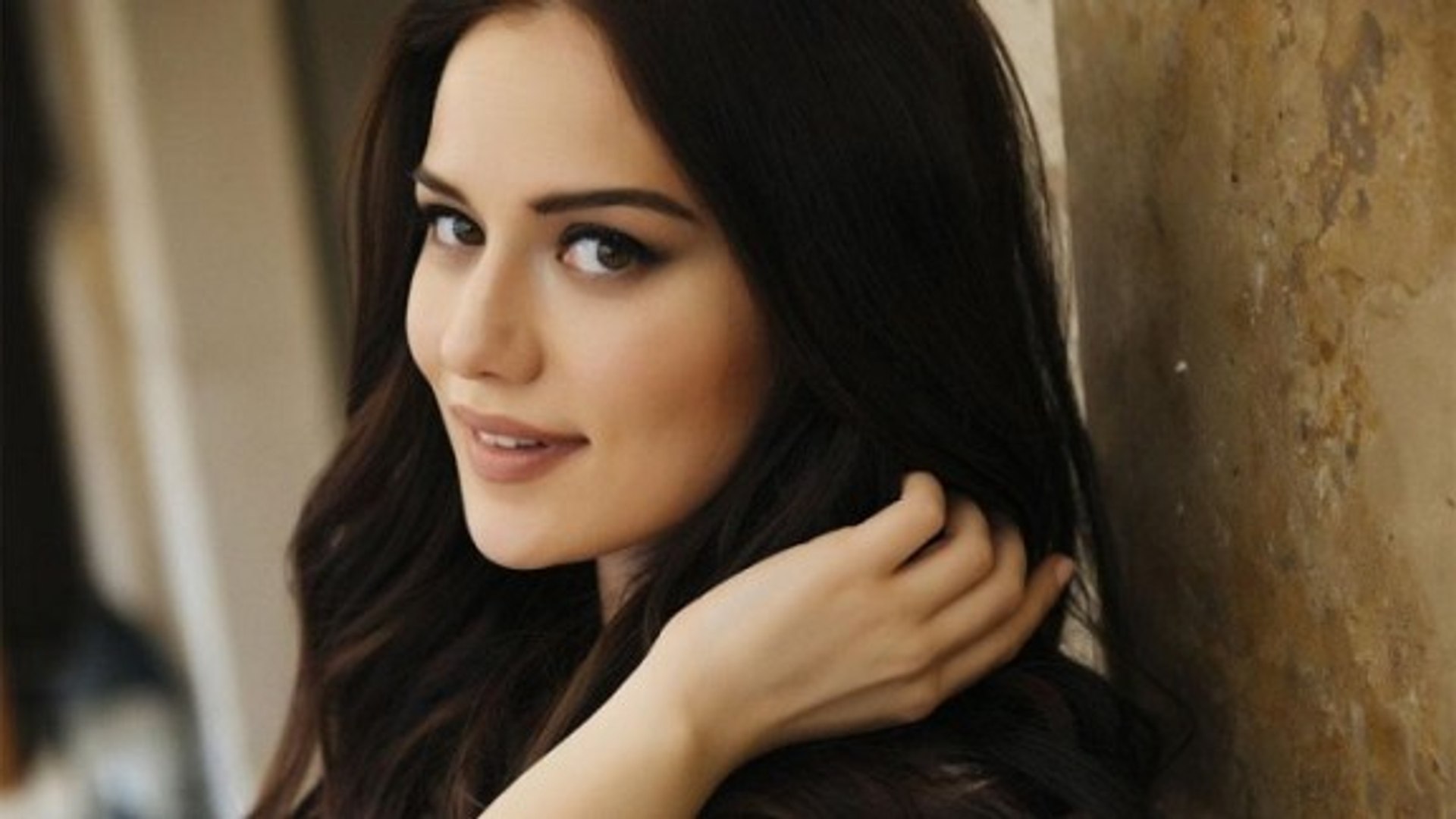 Top Most Beautiful Turkish Tv Actress